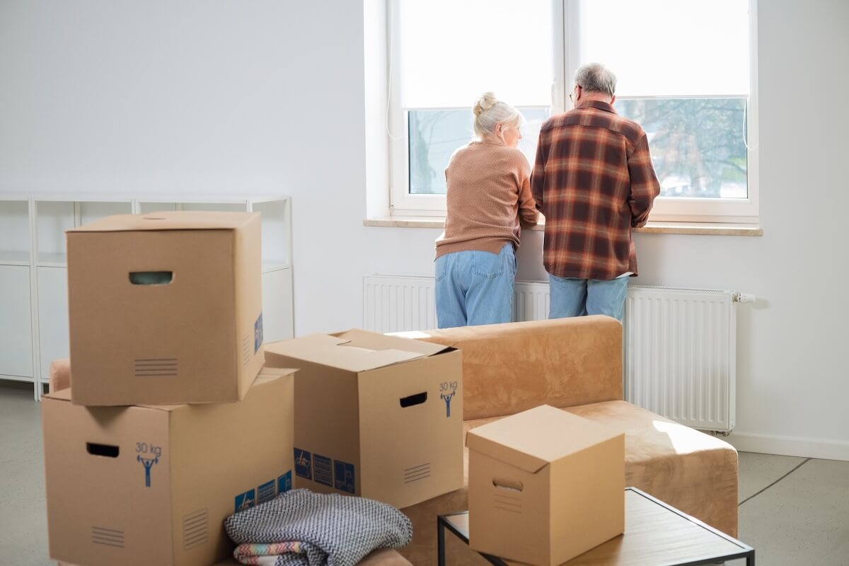 Moving to Assisted Living: A Guide to Easing the Transition
